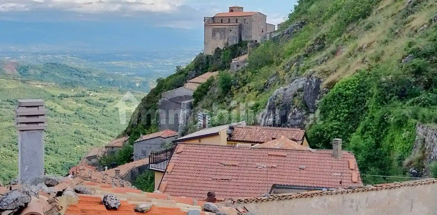 Rustico - Casale in vendita a San Donato di Ninea