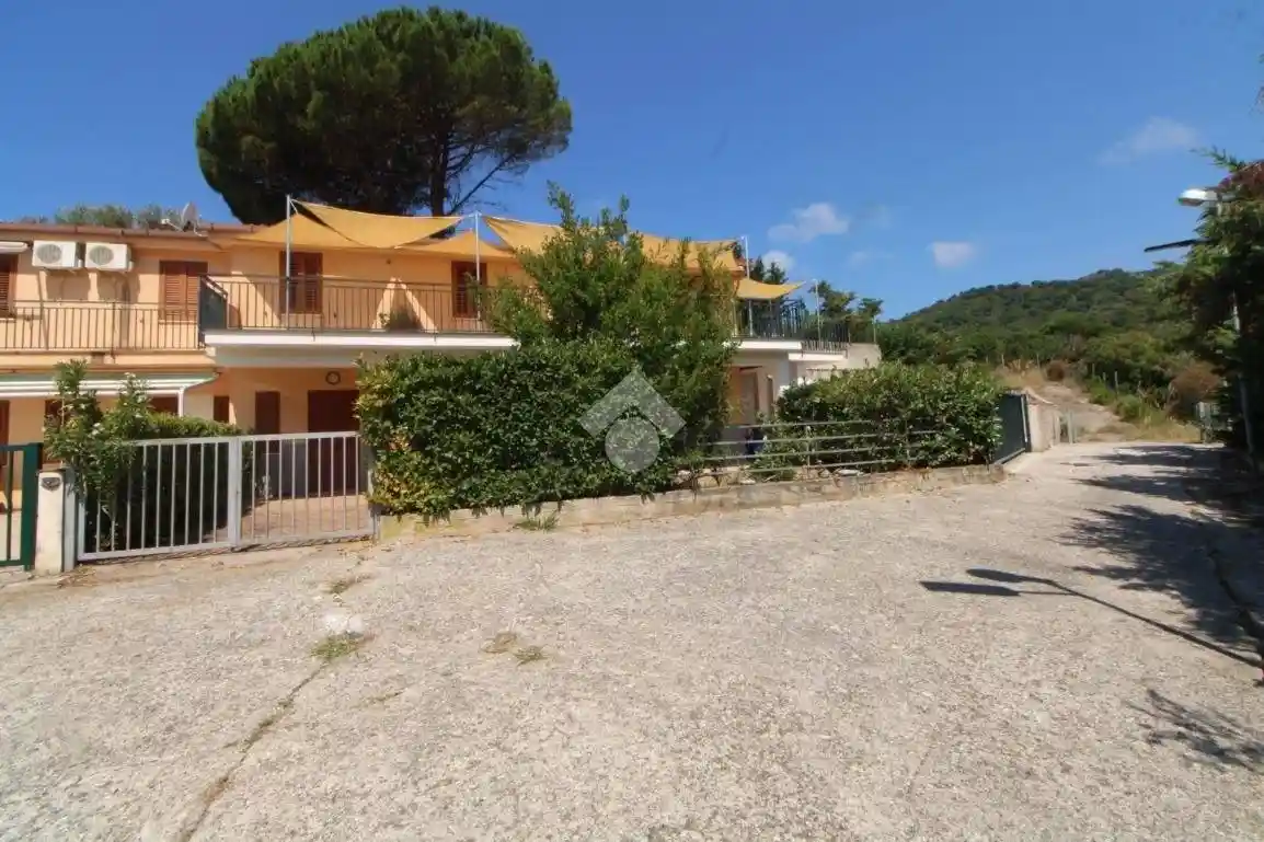 Appartamento in vendita a Centola