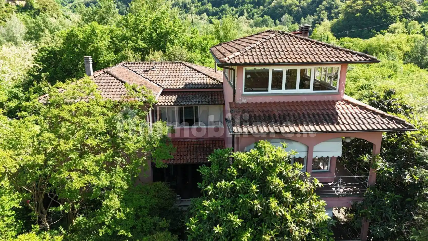 Villa in vendita a Gallicano