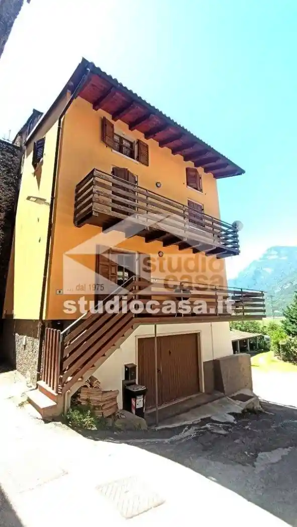 Casa indipendente in vendita a Ala