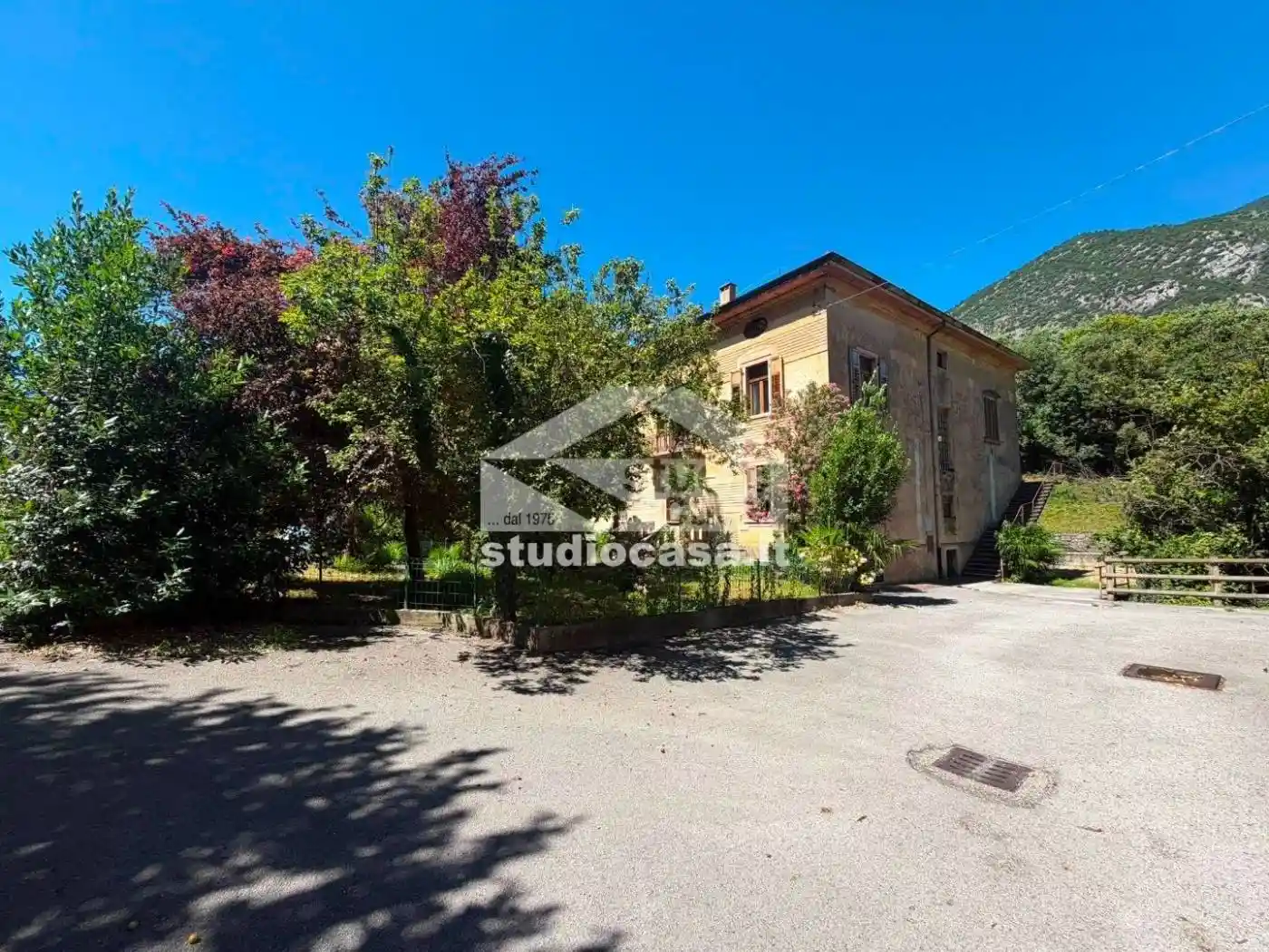 Villa in vendita a Vallelaghi