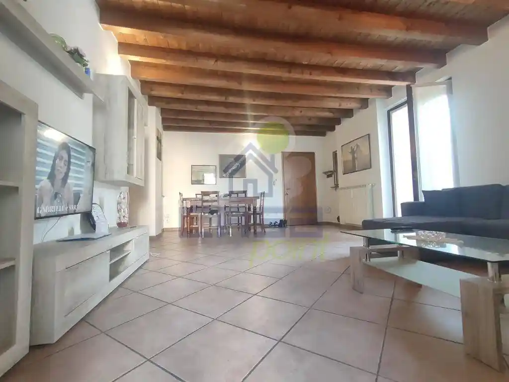 Appartamento in vendita a Canneto sull'Oglio