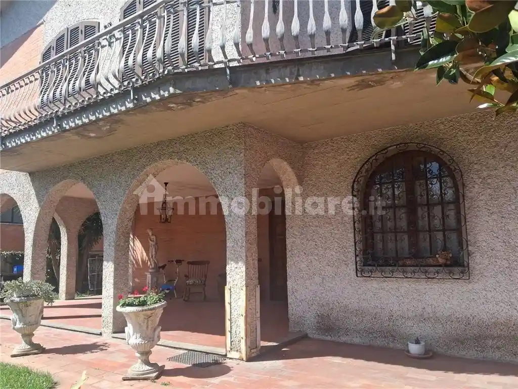Villa in vendita a Santa Croce sull'Arno