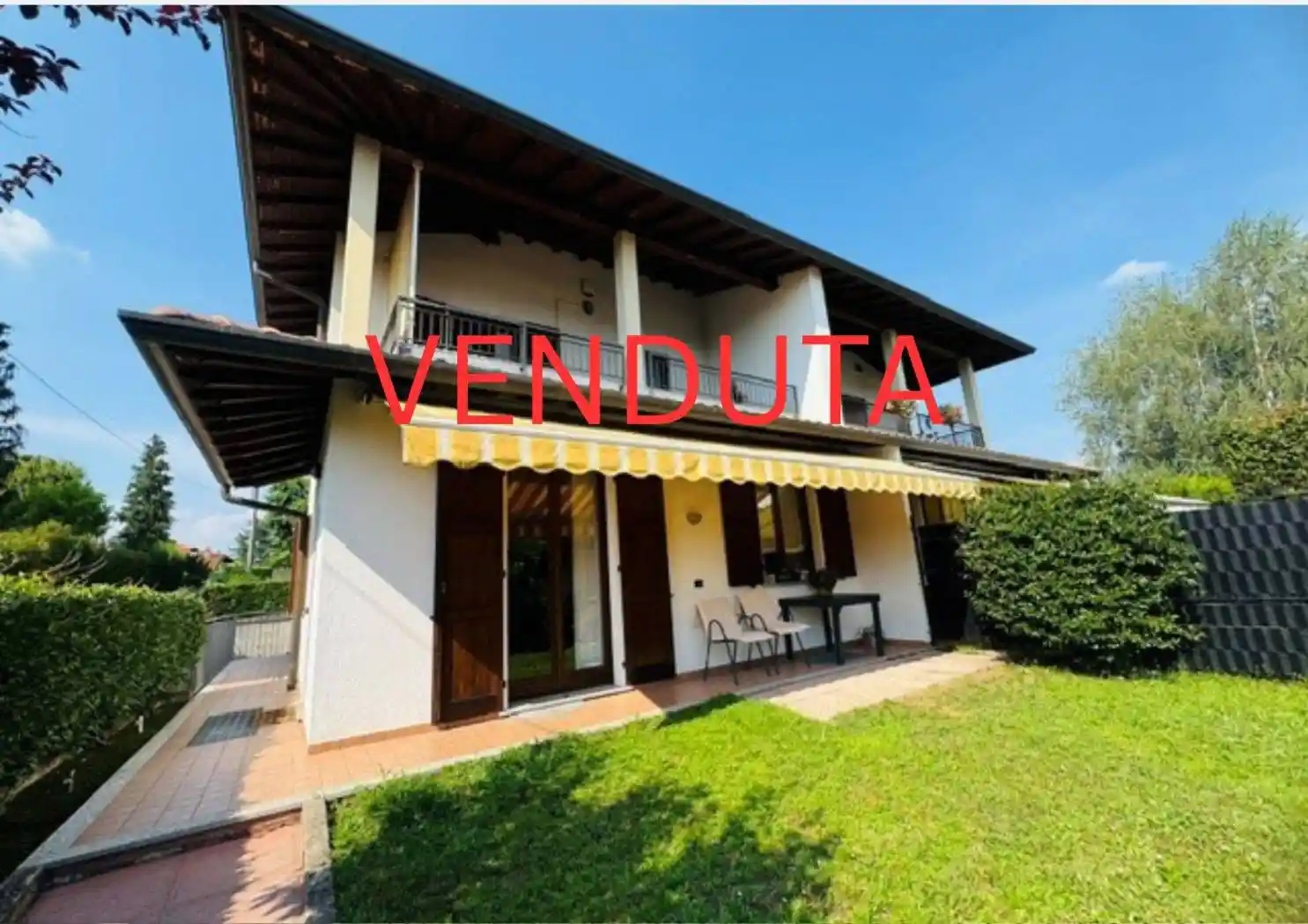 Villa in vendita a Olgiate Comasco