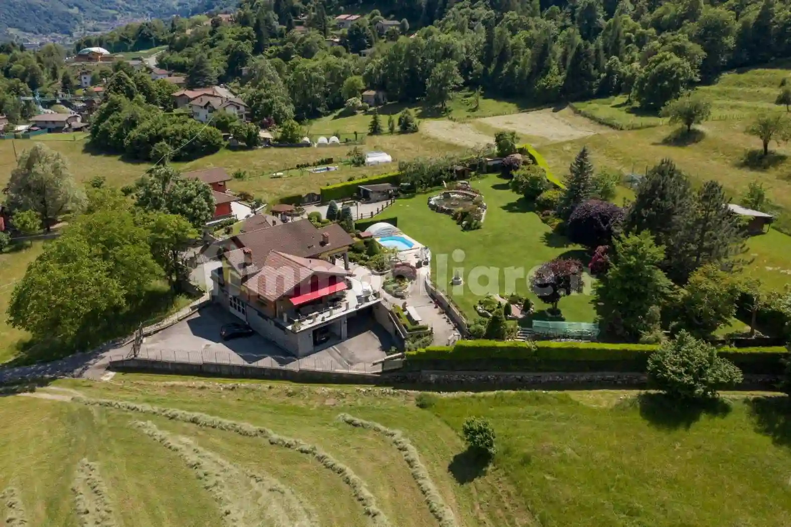 Villa - foto 2