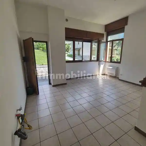 Appartamento in vendita a Berbenno di Valtellina