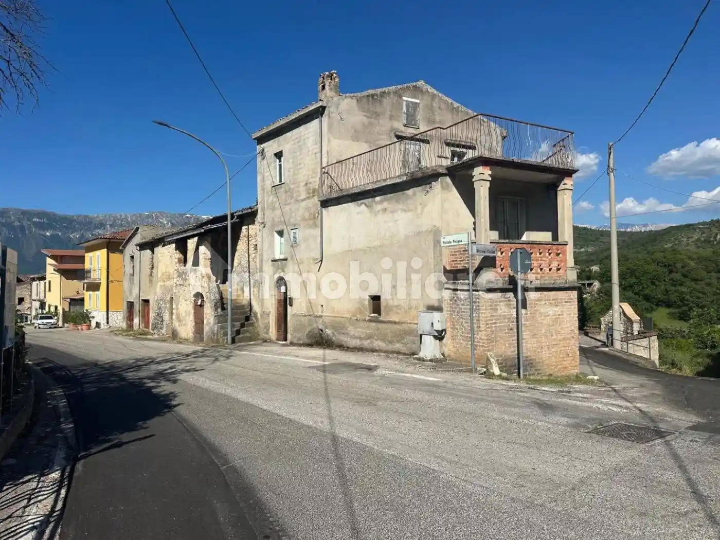 Casa indipendente in vendita a Prezza