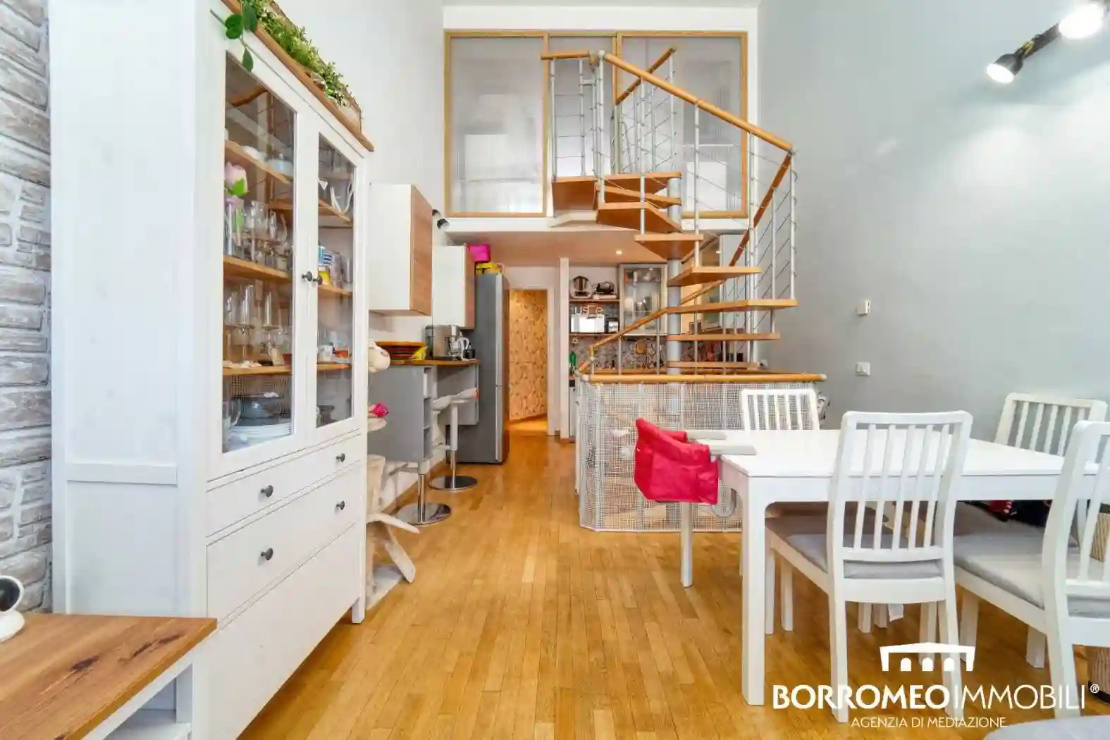 Loft - foto 2