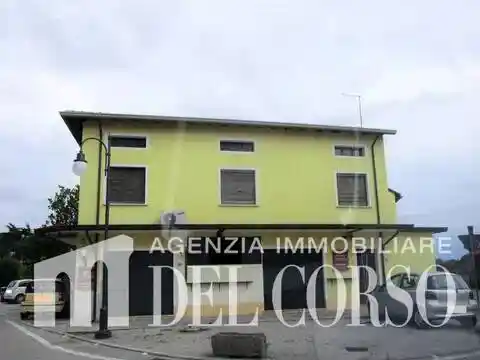 Palazzo - Edificio in vendita a Azzano Decimo