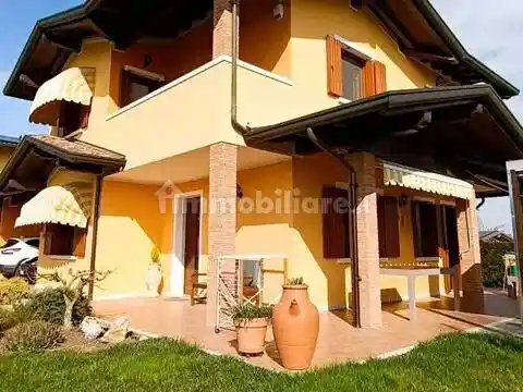 Villa in vendita a Azzano Decimo