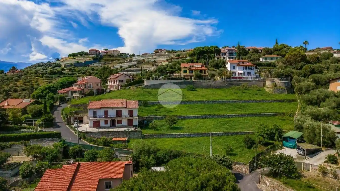 Villa in vendita a Imperia