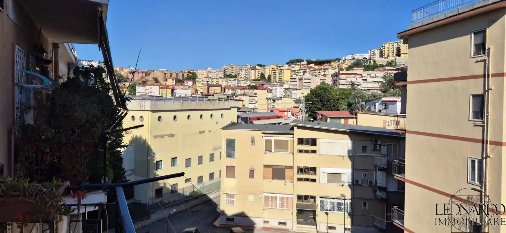Appartamento in vendita a Napoli