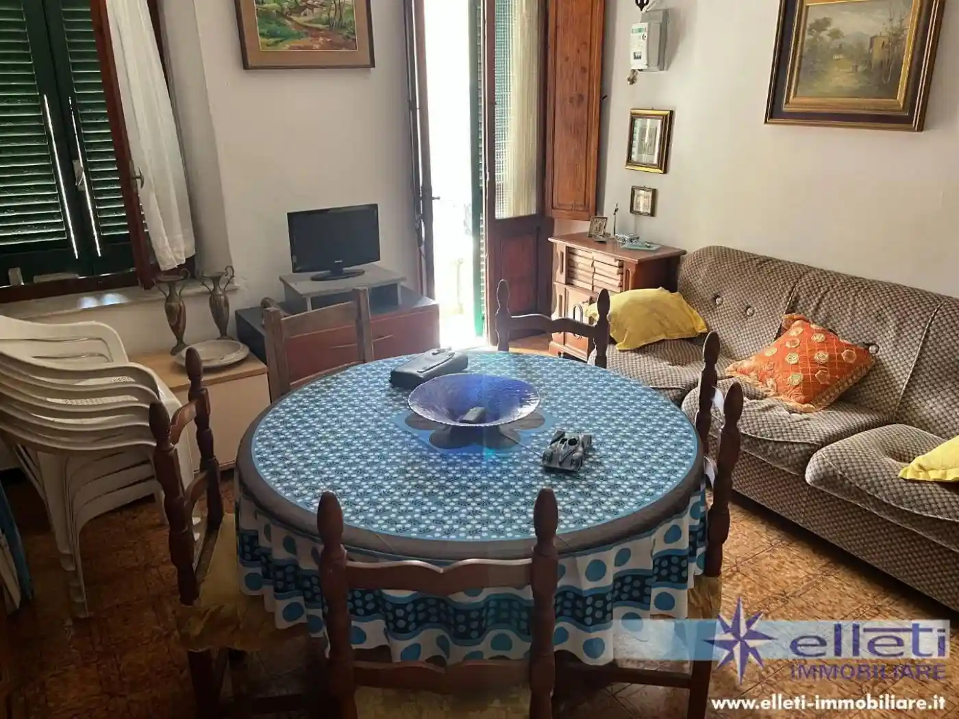 Casa indipendente in vendita a Massa