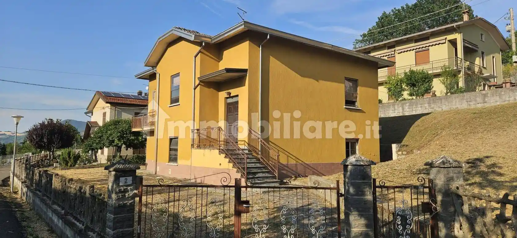 Villa in vendita a Varsi