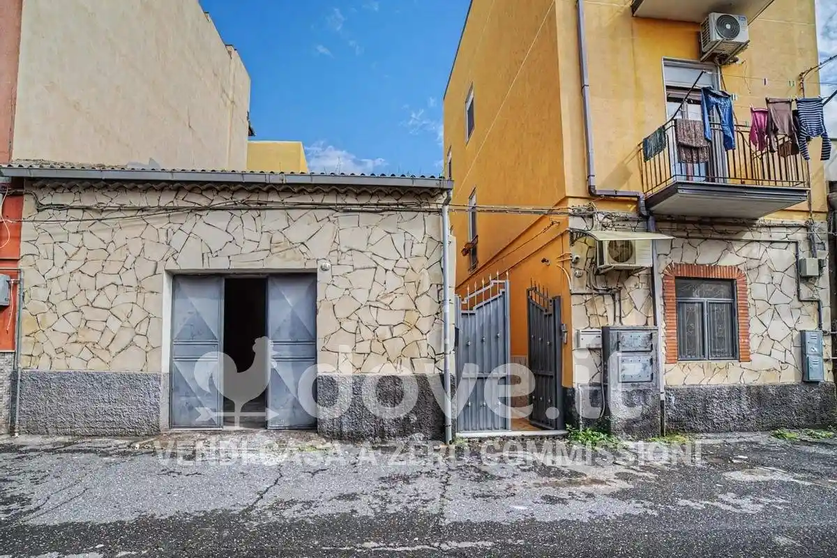 Casa indipendente in vendita a Catania