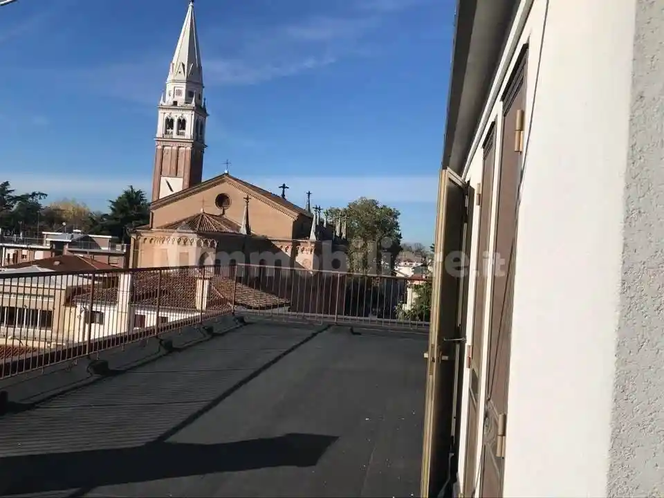 Appartamento in vendita a Venezia