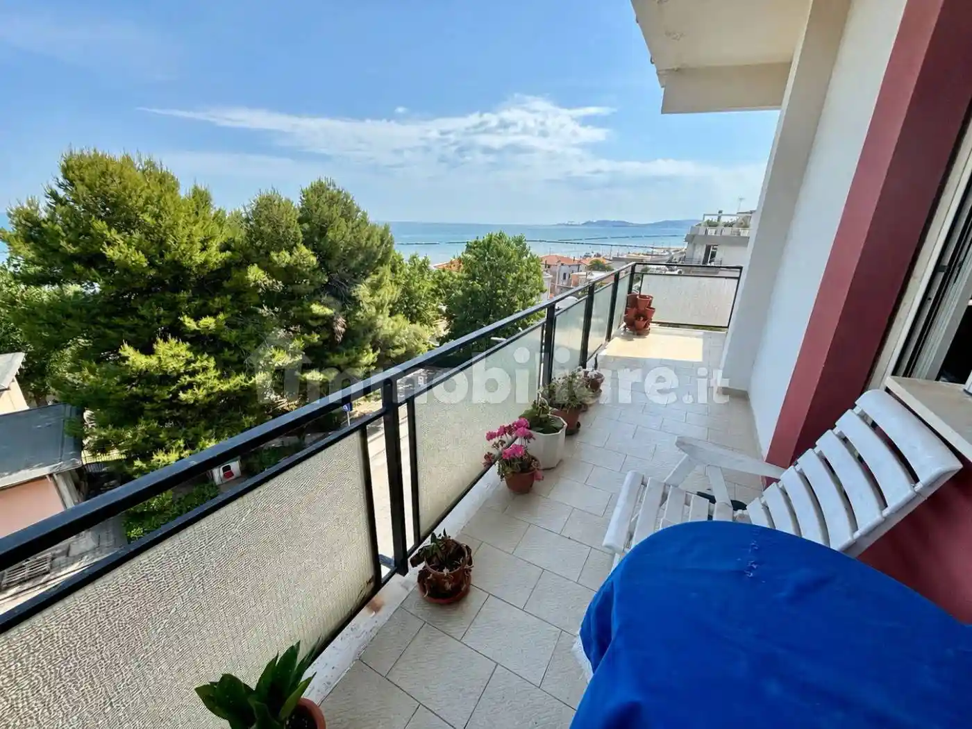 Appartamento in vendita a Falconara Marittima