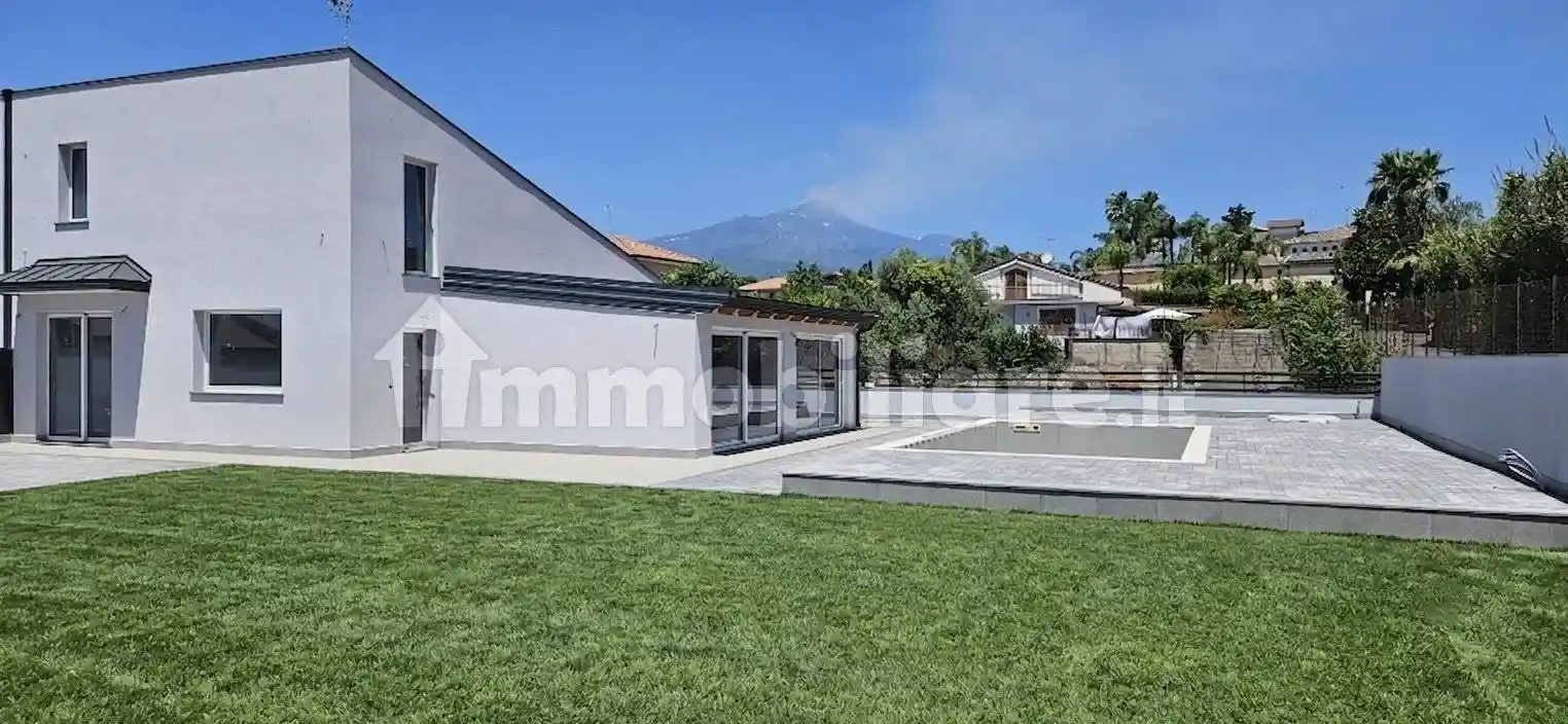 Villa in vendita a Aci Bonaccorsi