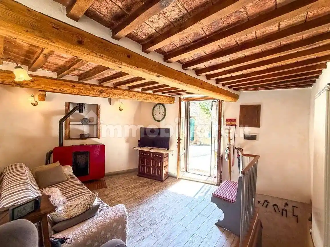 Appartamento in vendita a Casale Marittimo