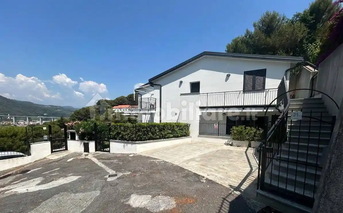 Appartamento in vendita a Andora