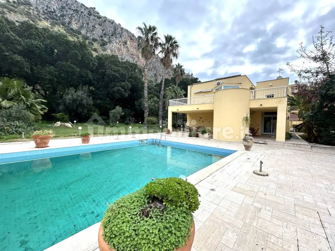 Villa in vendita a Palermo