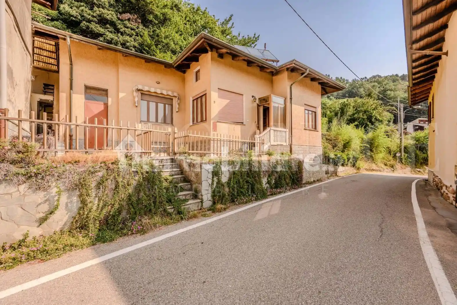 Villa in vendita a Vallanzengo