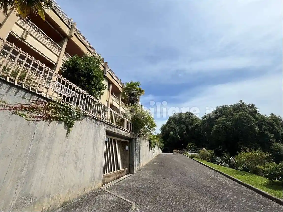 Appartamento in vendita a Lesa