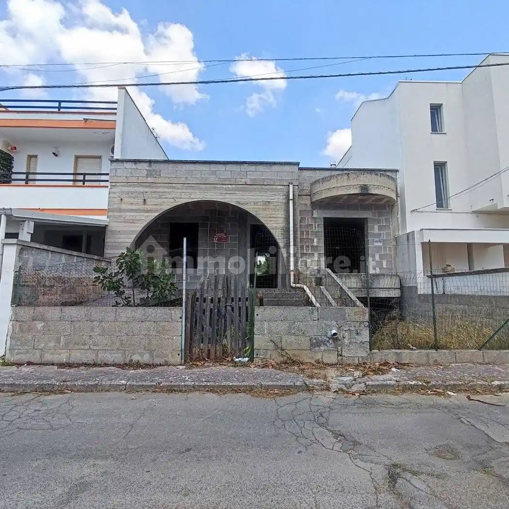 Casa indipendente in vendita a Presicce-Acquarica