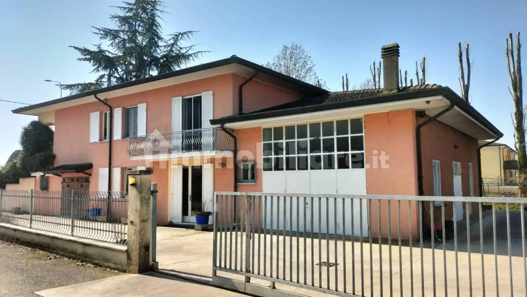 Villa in vendita a Marcaria