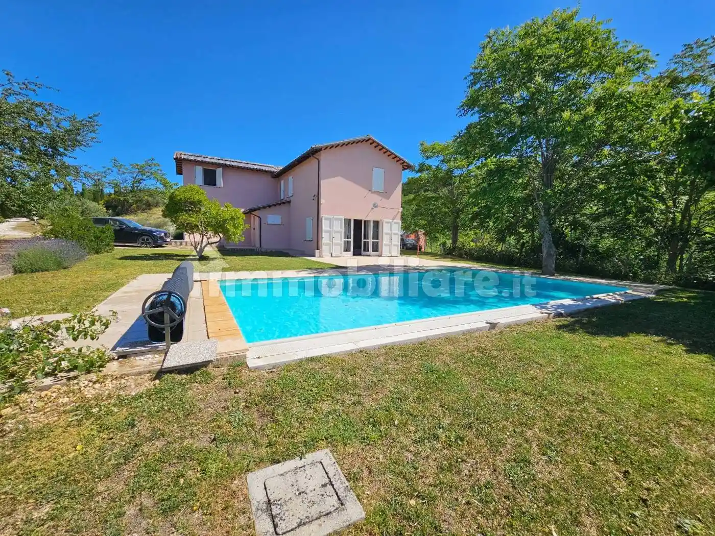 Rustico - Casale in vendita a San Severino Marche