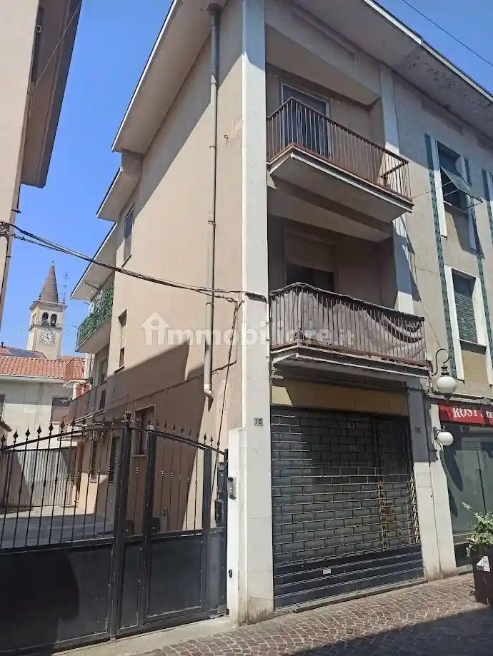 Appartamento in vendita a Trecate