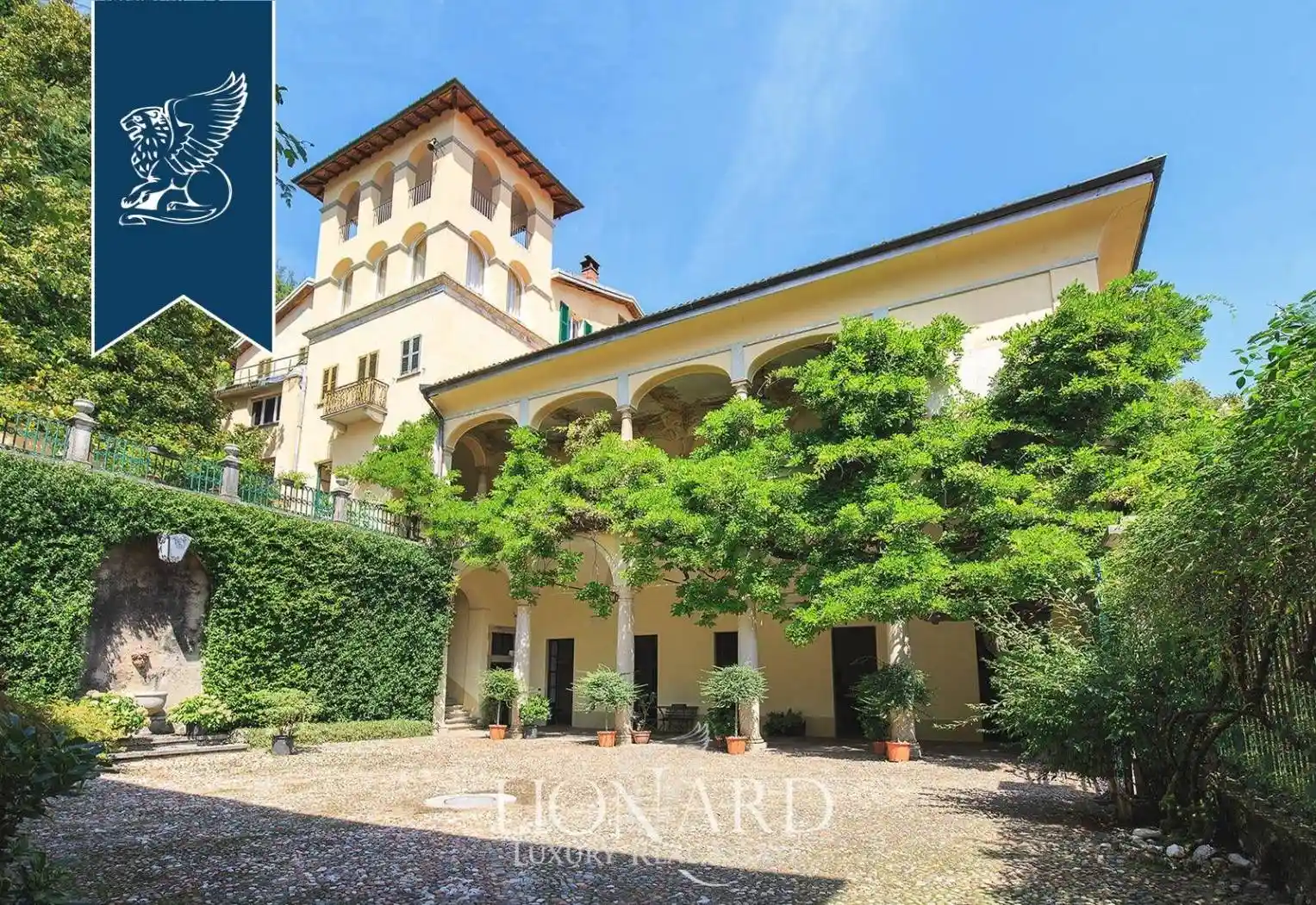 Villa in vendita a Castello Cabiaglio