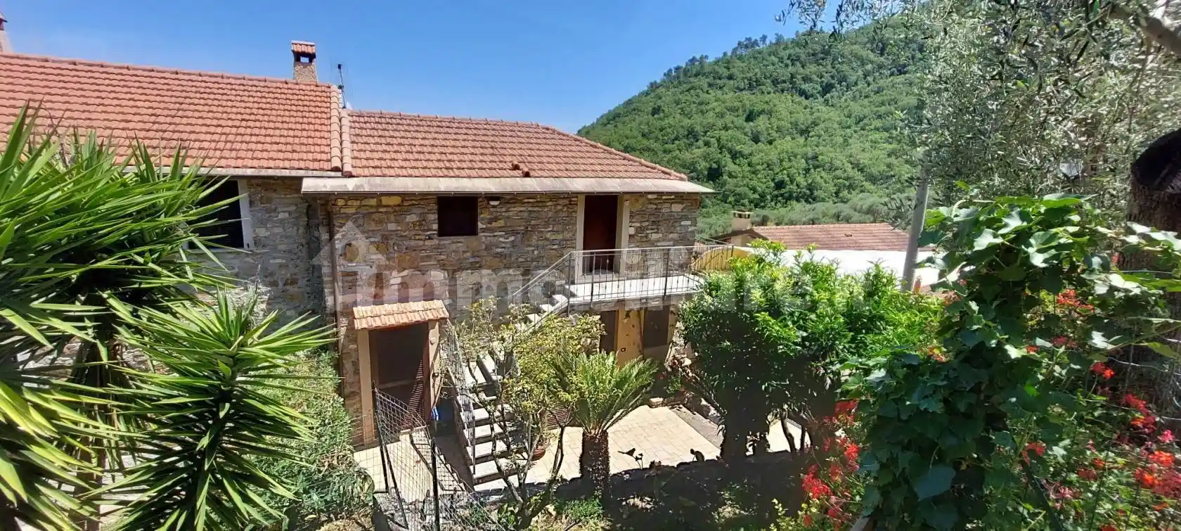 Villa in vendita a Stellanello