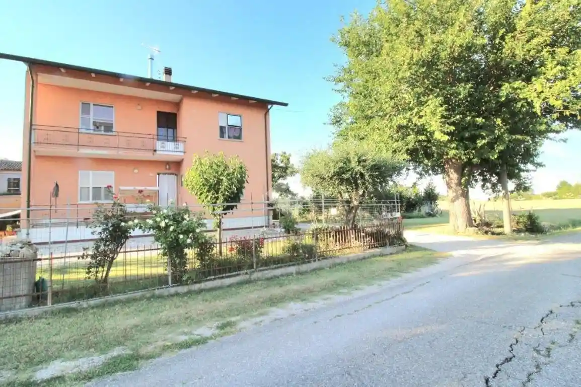 Casa indipendente in vendita a Cesena