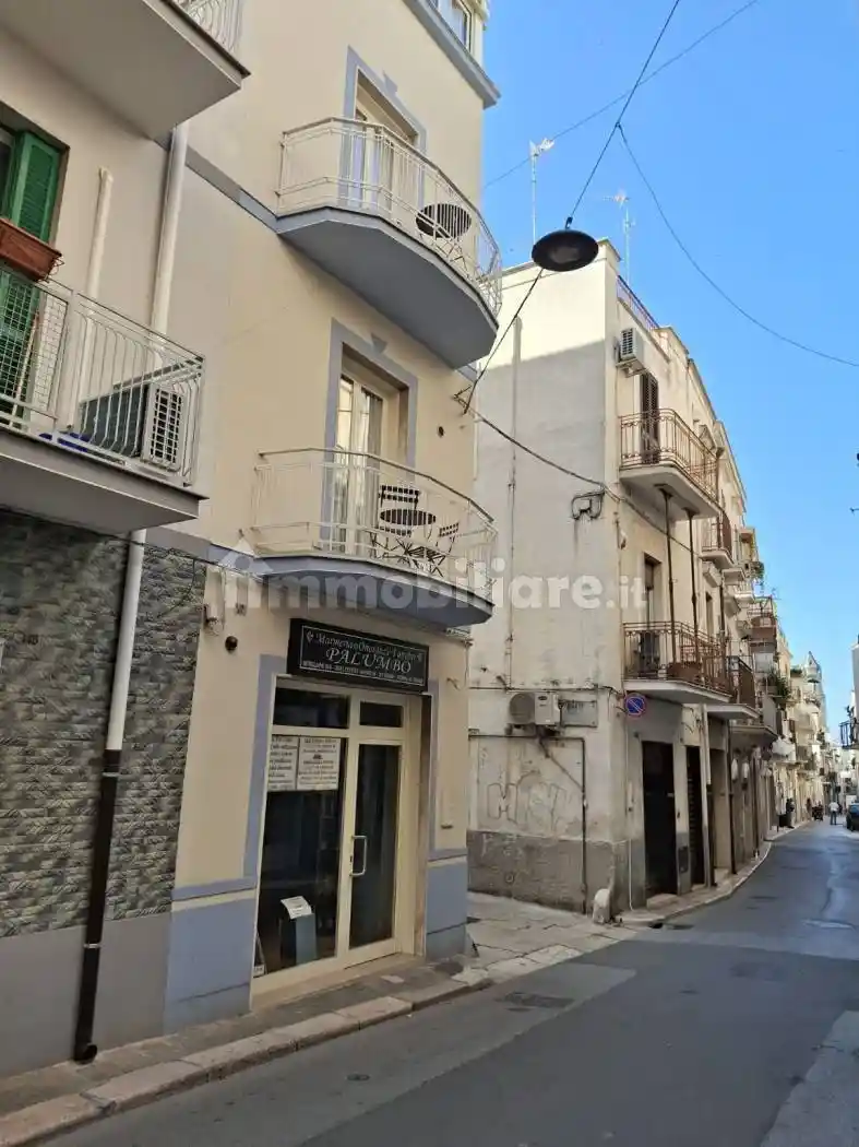 Casa indipendente in vendita a Mola di Bari