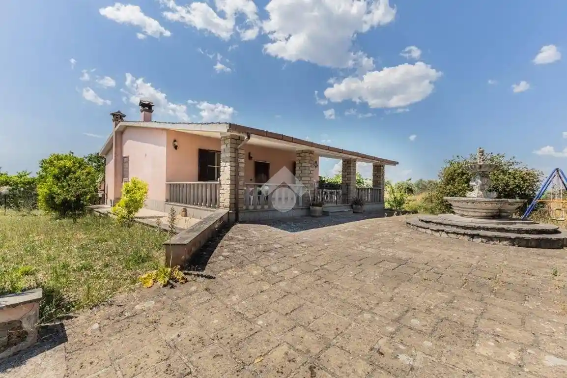 Villa in vendita a Mazzano Romano