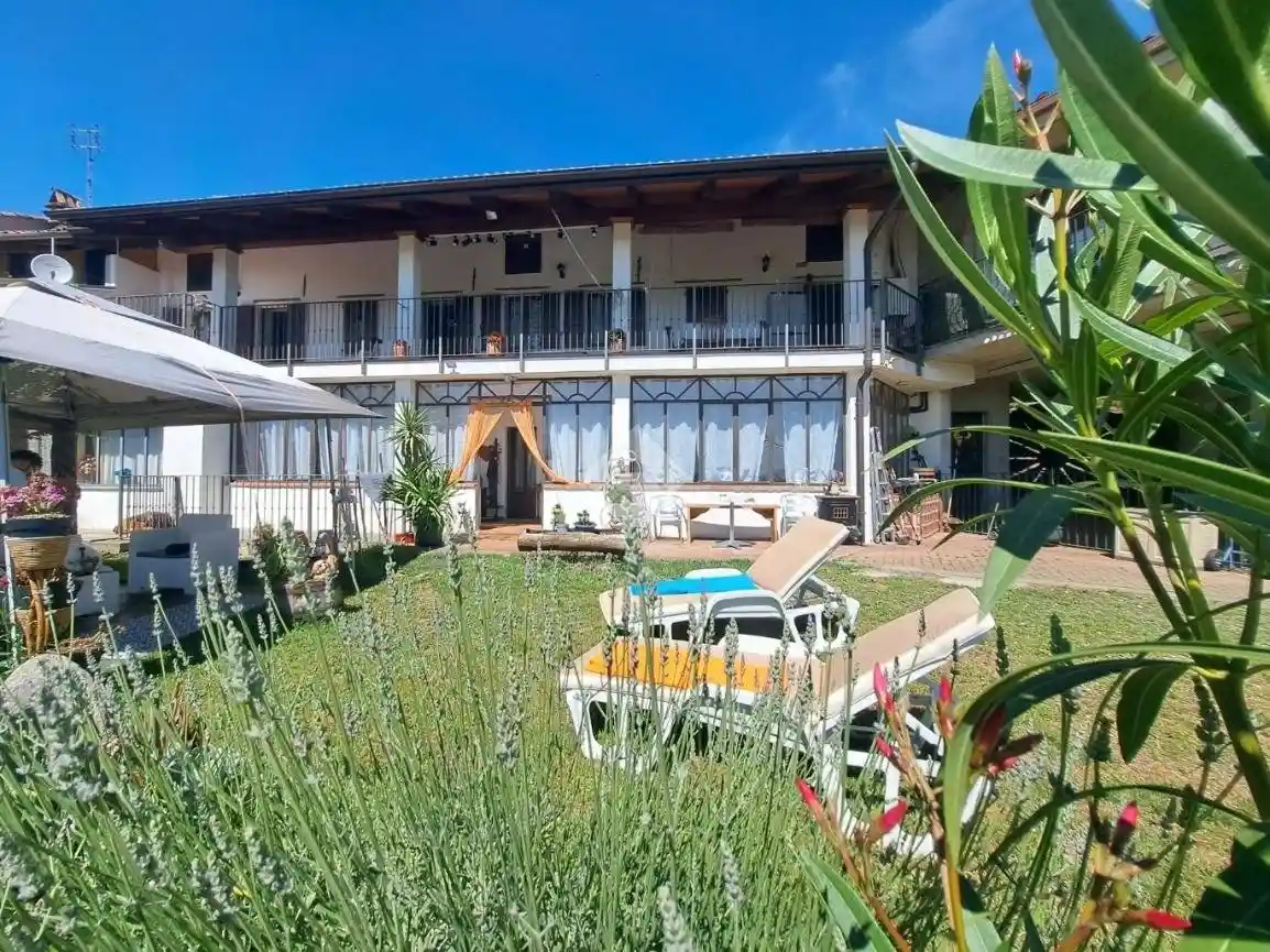 Casa indipendente in vendita a Viverone