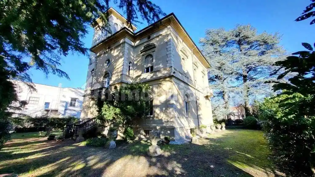 Villa in vendita a Ovada