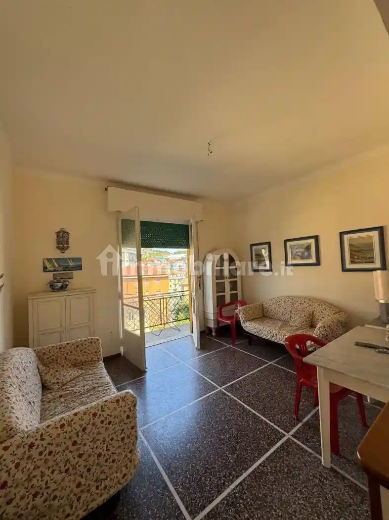 Appartamento in vendita a Varazze