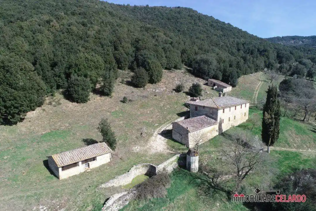 Rustico - Casale in vendita a Casole d'Elsa