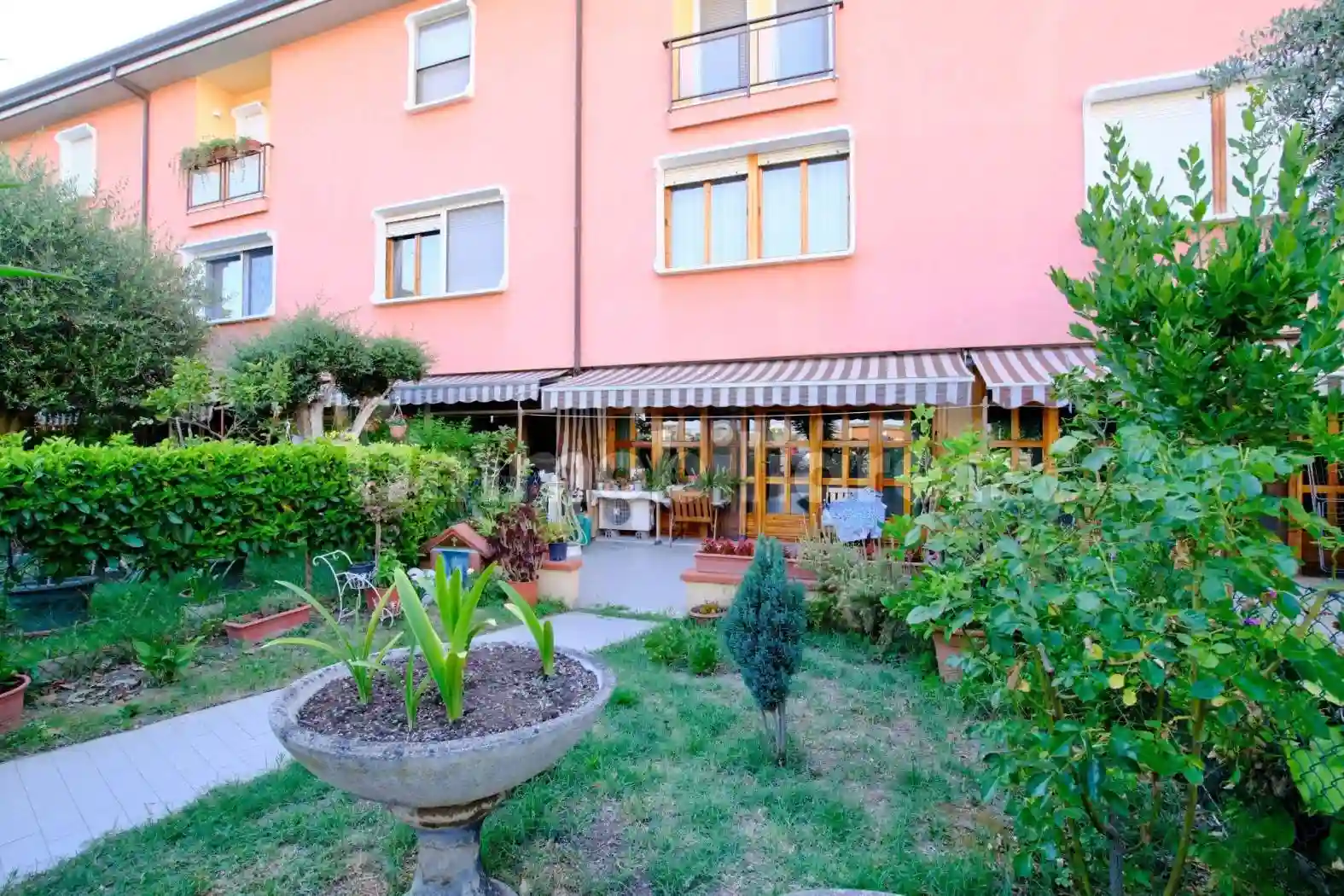 Villetta a schiera - foto 2