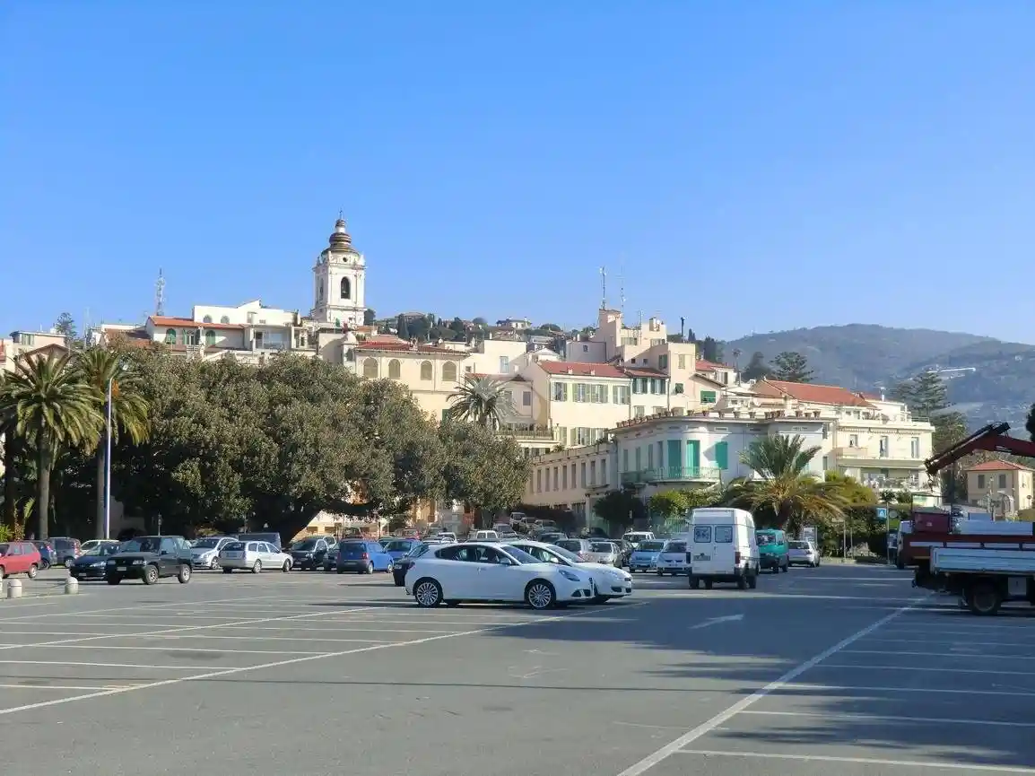 Appartamento in vendita a Bordighera