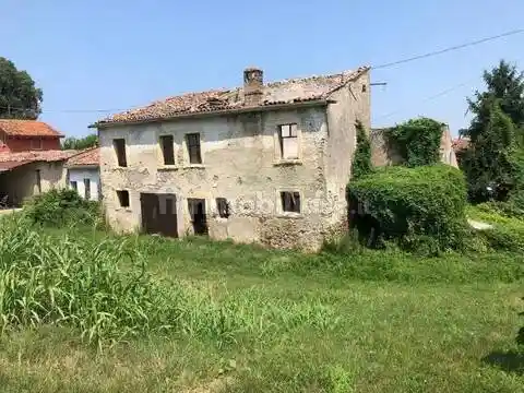Rustico - Casale in vendita a Valeggio sul Mincio