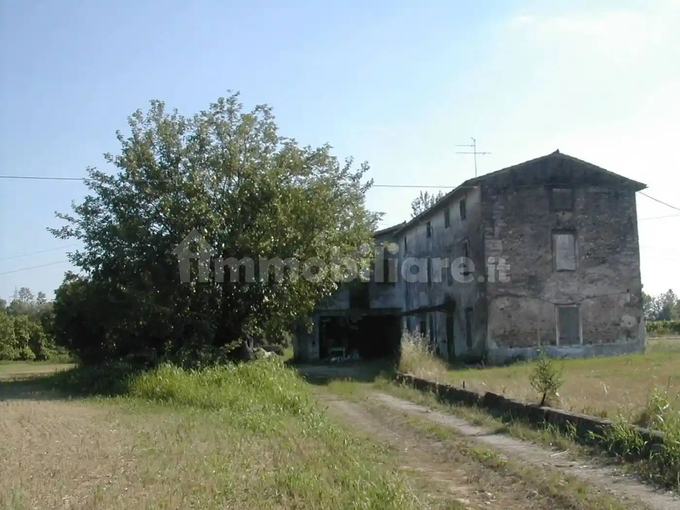 Rustico - Casale in vendita a Castelnuovo del Garda