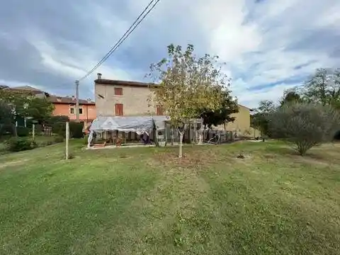 Rustico - Casale in vendita a Valeggio sul Mincio