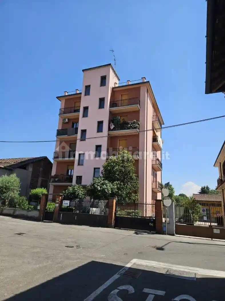 Appartamento in vendita a Besate
