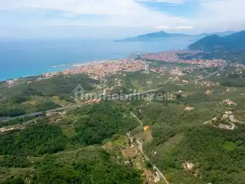 Villa in vendita a Lavagna