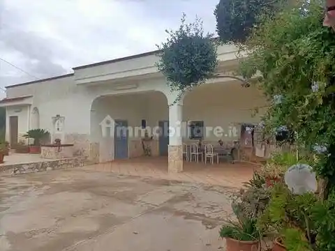 Villa in vendita a Ceglie Messapica
