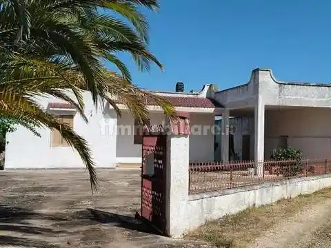 Villa in vendita a Ceglie Messapica