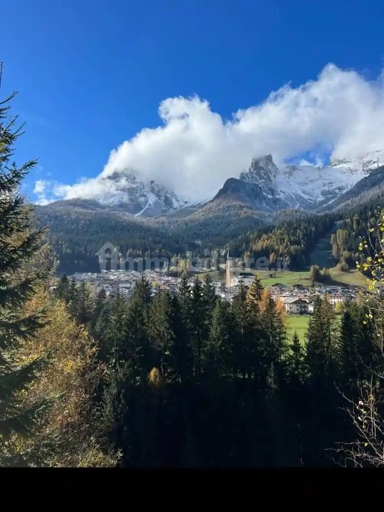 Palazzo - Edificio in vendita a Comelico Superiore